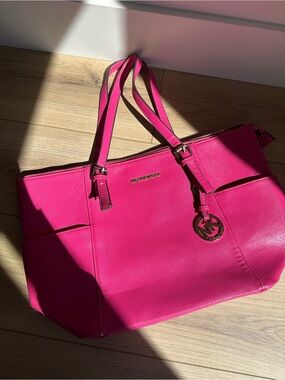 Michael Kors Hot Pink Saffiano Leather Large Tote Bag MK Charm